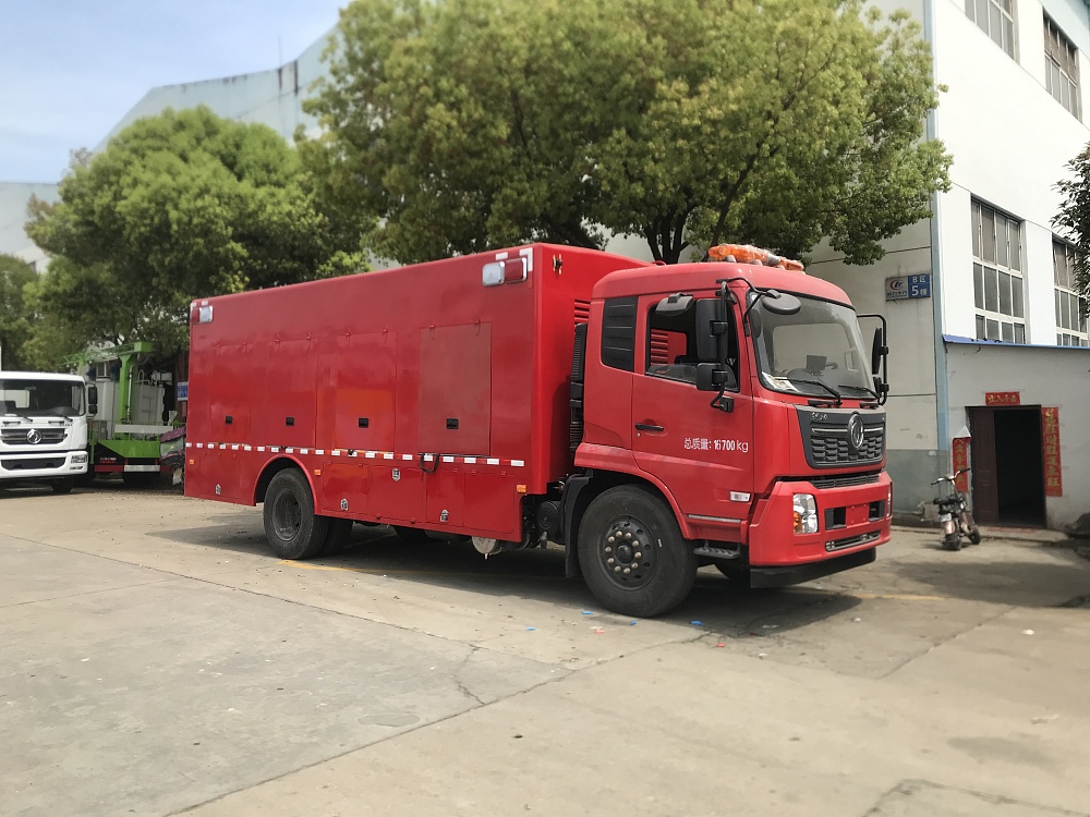 東風(fēng)天錦工程防汛救險(xiǎn)車
